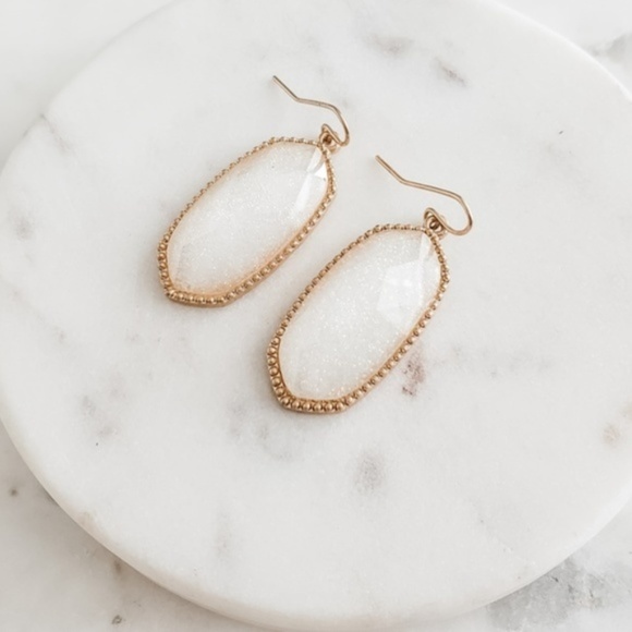 Eye Pop Supply Jewelry - White Glitter Oval Dangle Earrings